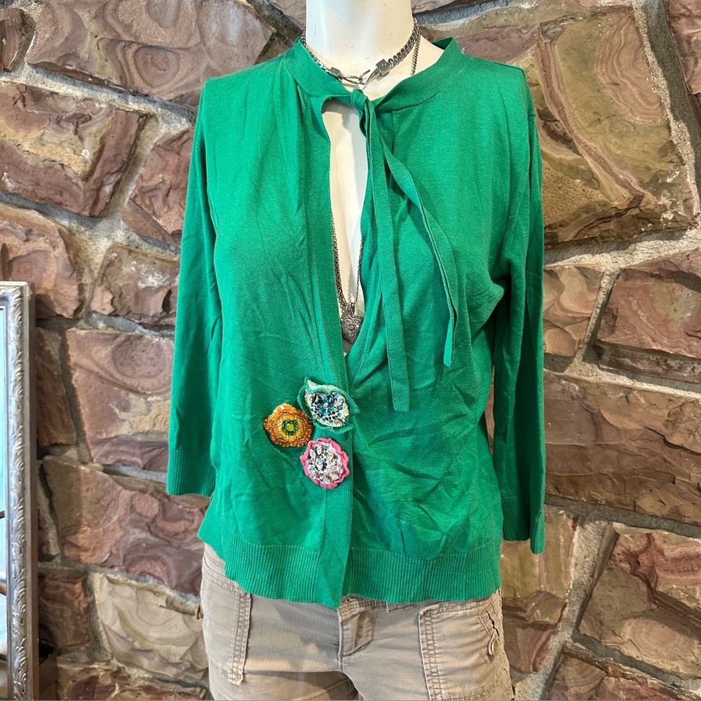 Y2K Beaded Kelly Green Silk Blend Cardigan Sweater Rhinestone 3/4 Sleeves Bcbg